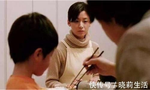 家长|老人带娃时的3种“陋习”,对孩子成长不利,家长别不当回事