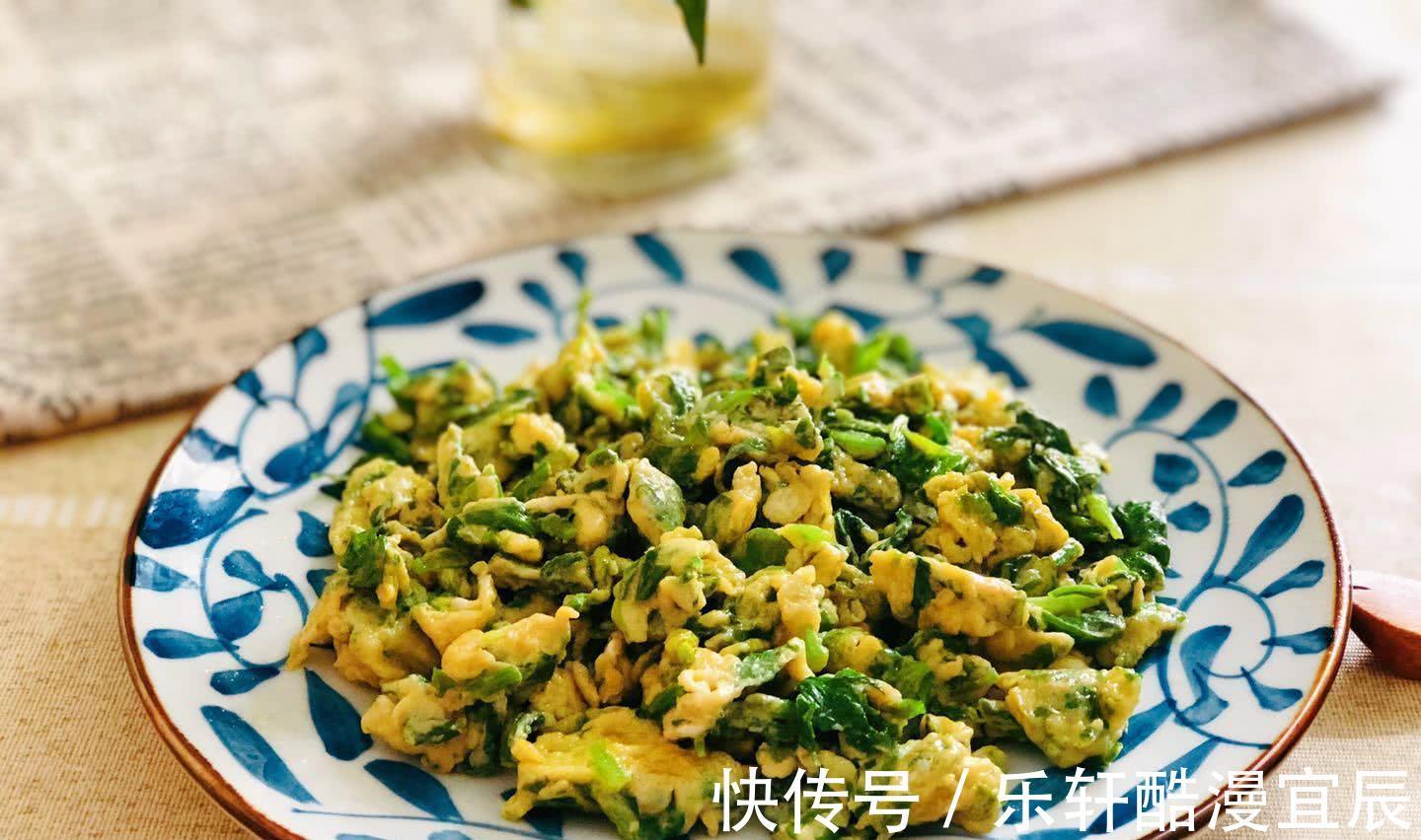 玉米面|我家此菜叶子从不扔，这样做完上桌就扫光，营养好吃，低脂还不胖