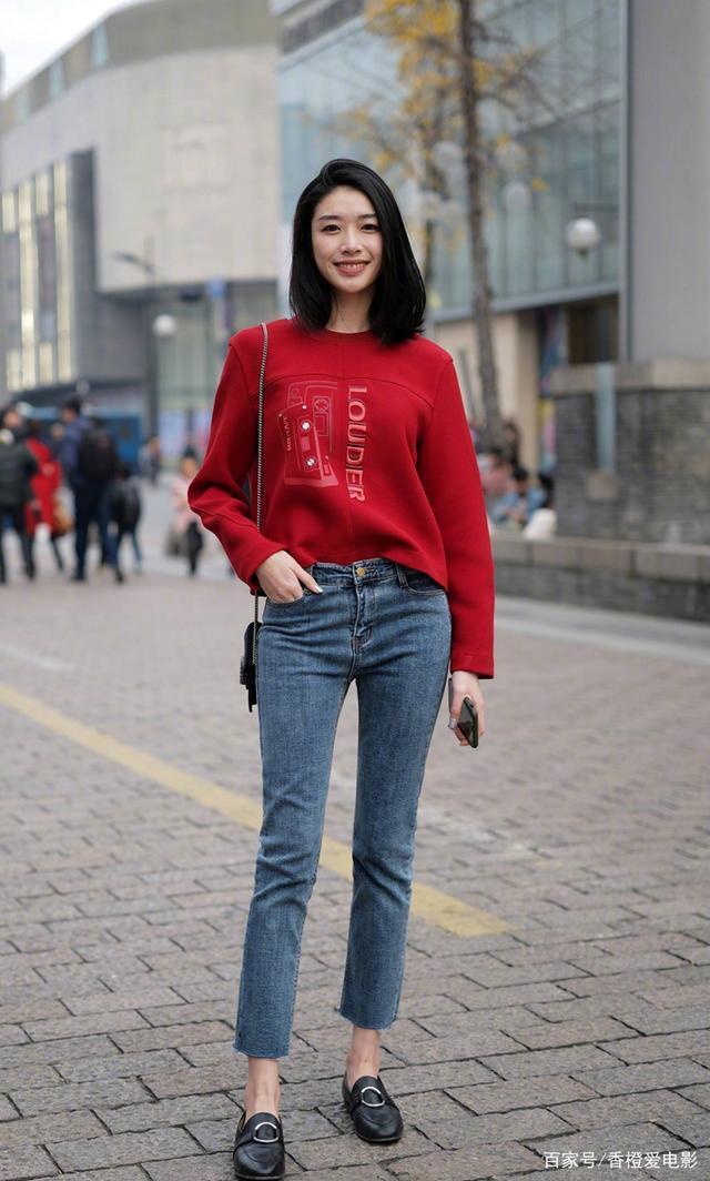 美女街拍穿搭平生不会相思,才会相思,便害相思