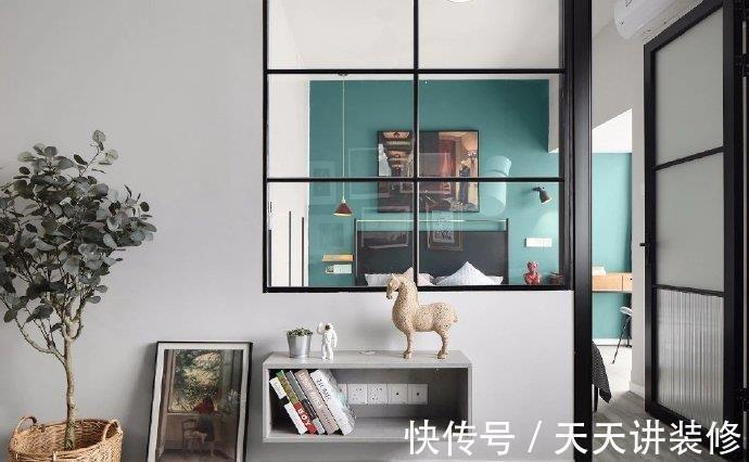 小户型|50平米小户型，既有两居室，还宽敞舒适不拥挤，背景墙颜色超漂亮