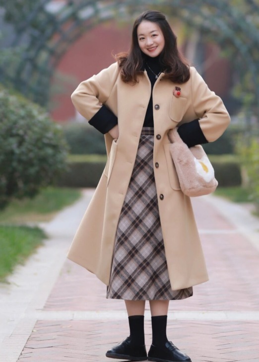 大衣 会穿衣的女人才有气质,照搬这位博主的大衣穿搭就够了,优雅整个冬天