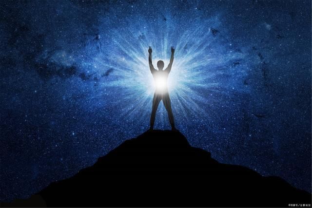 几十万年来失踪的天级强者都隐藏在黑暗深渊只为抵御量劫