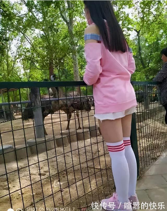 |PS搞笑恶搞:大神能把腿p的细一点吗,越细越好