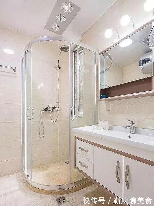 推拉门|卫生间就这样装非常漂亮,洗澡也方便,一天连洗三次都不过瘾