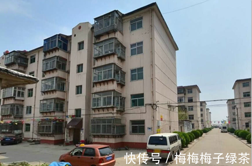 步梯楼|买二手房,选择电梯房还是楼梯房?两者的优缺点你都知道吗?