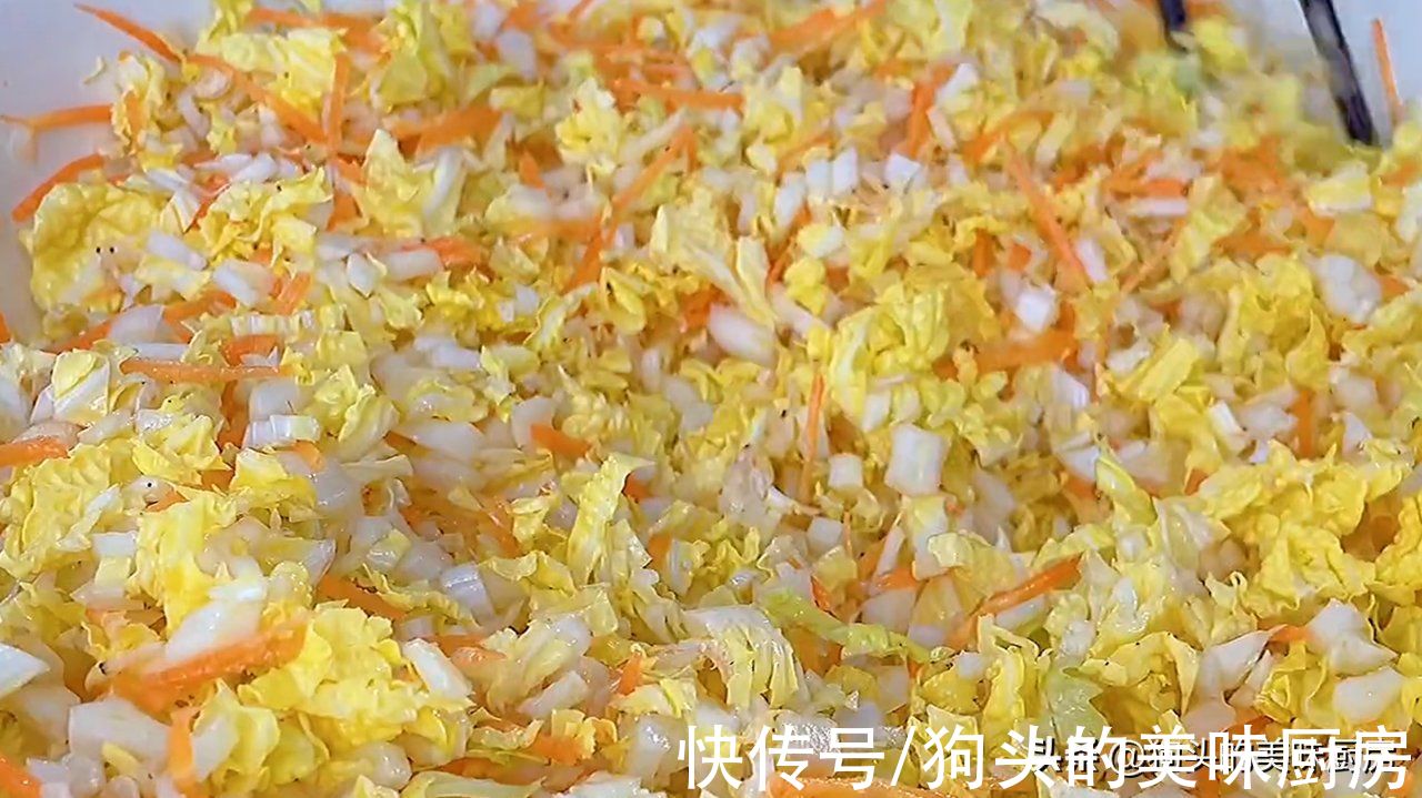 全家都爱吃的白菜做法,饭店卖20,在家成本5元,营养丰富又好吃