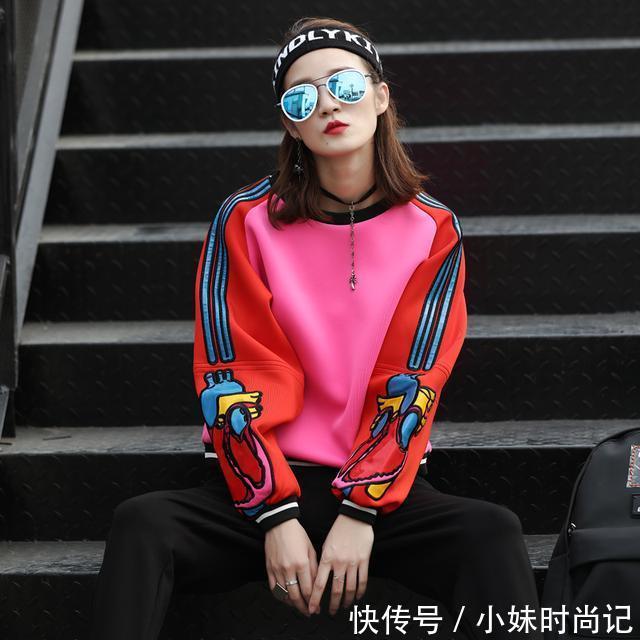 纯纯 少女纯纯风卫衣,穿出春季新时尚