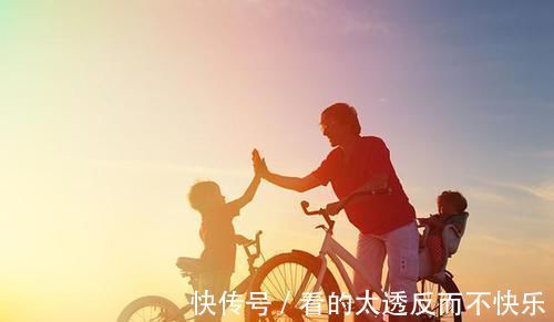 父母|一碗鸡蛋面,却能测试出家庭的三个等级,许多家长正亲手毁了孩子