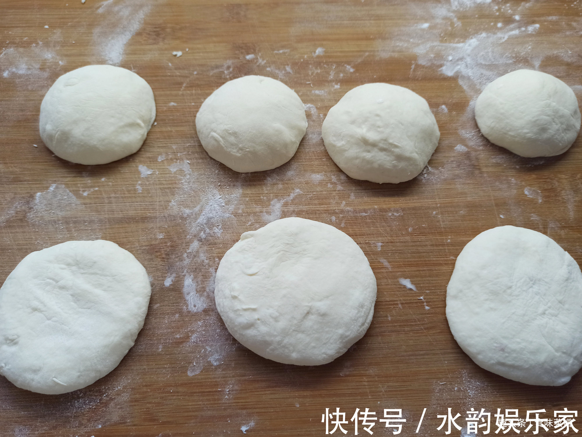 蛋液|不擀面,不揉面,早餐简单做,营养好吃易消化,早上不耽误睡懒觉