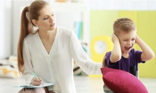 别一直伤害我们的男孩!给父母养育男孩的5条建议