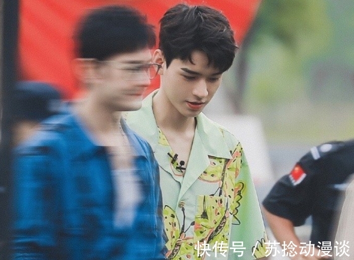 能力|龚俊一天“干”出6条热搜,营业能力仅次于肖战,综艺影视开花!