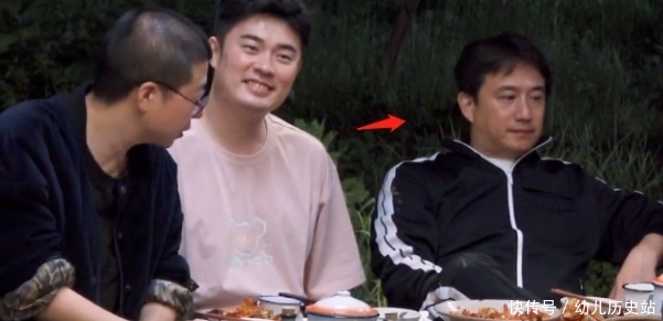 张艺兴 《向往5》问题尖锐!常驻嘉宾互比沉默,何炅开始怼飞行嘉宾