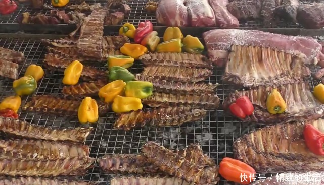香肠|阿根廷烤肉场面太霸气,香肠排骨牛肉种类繁多,吃货没一个能抗拒