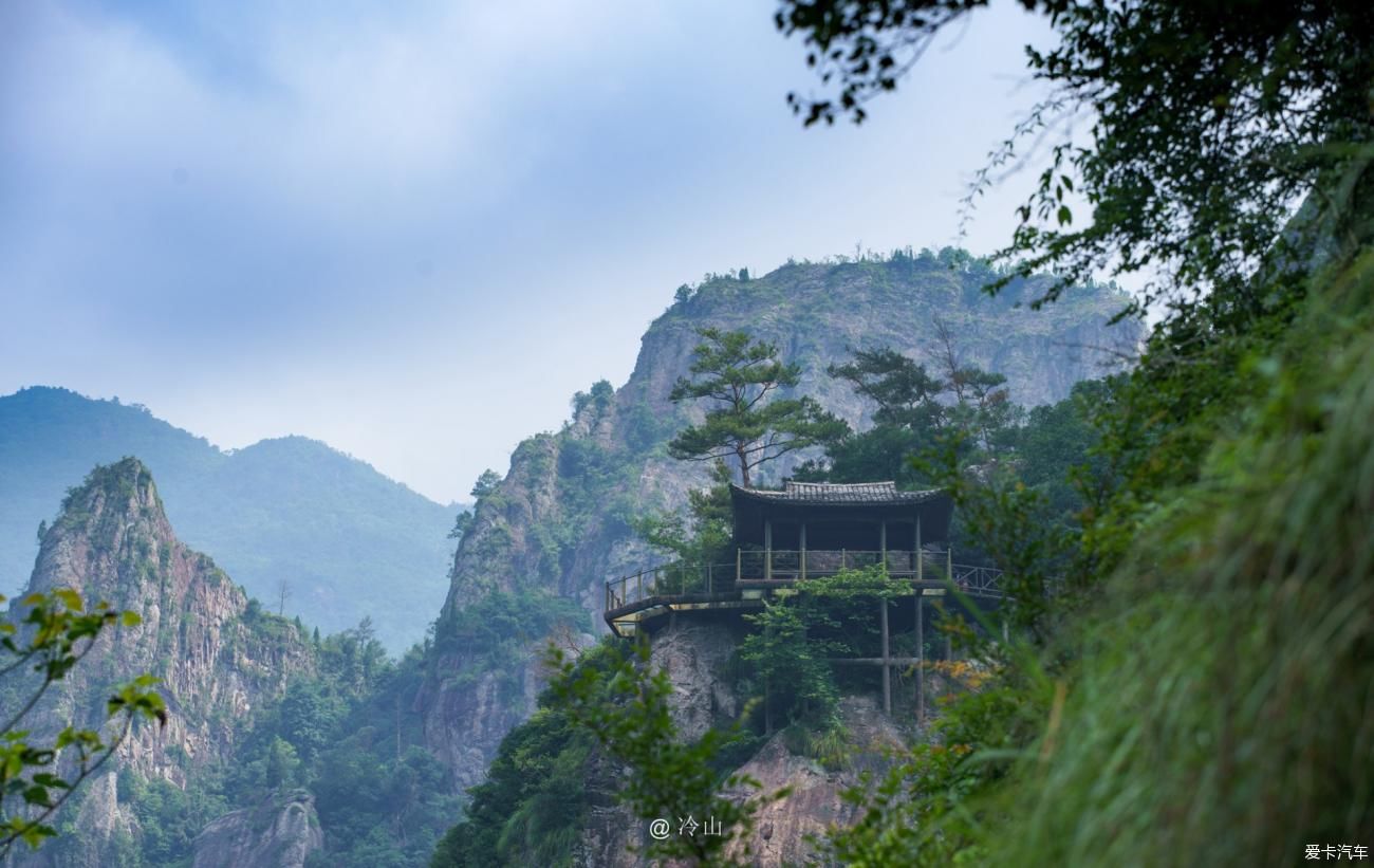 永嘉山水美成诗，楠溪江三日游