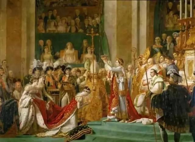 “冠冕”与“皇冠”有什么不同28顶古董冠冕,讲述欧洲贵族头顶上的百年奢华