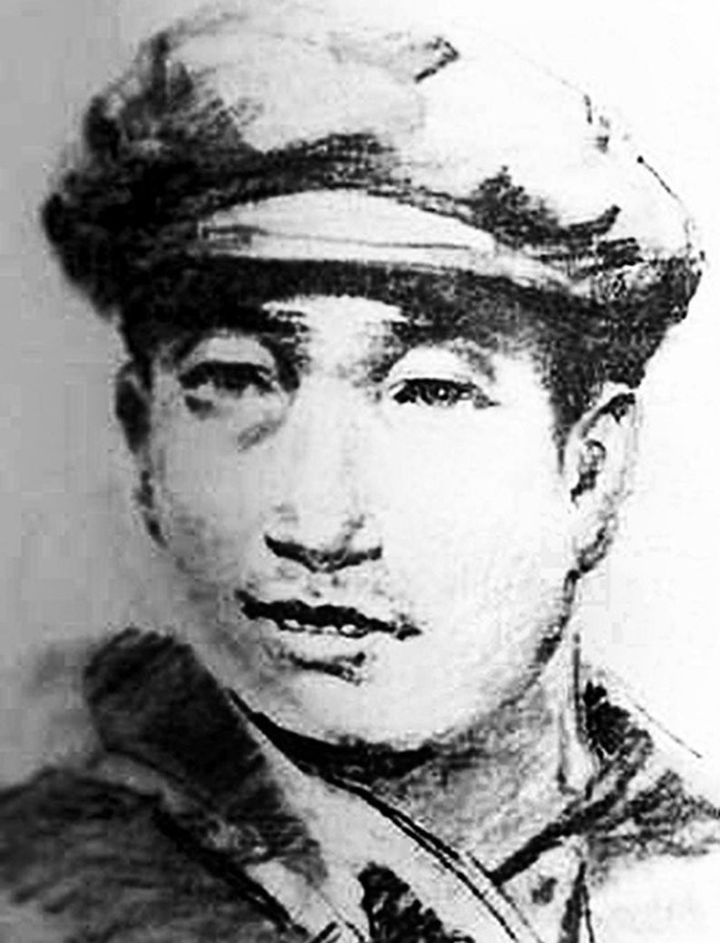 年后|他是许世友的勤务兵,4年后许当上副军长,他却成为许的顶头上司