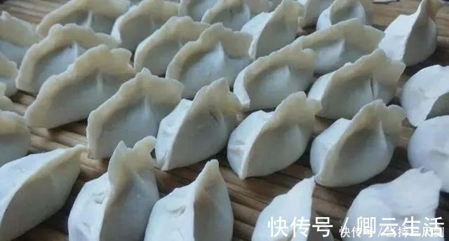 饺子|秋天，芹菜茴香靠边站，多吃一种馅的饺子，鲜美多汁，我1周做2回