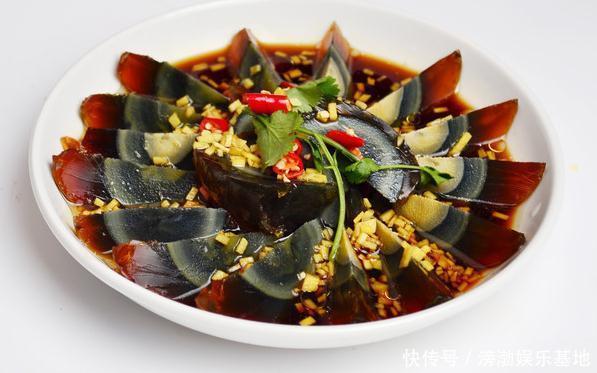 老公|老公的朋友来家里做客,给老公面子,做了几道小菜给朋友们品尝