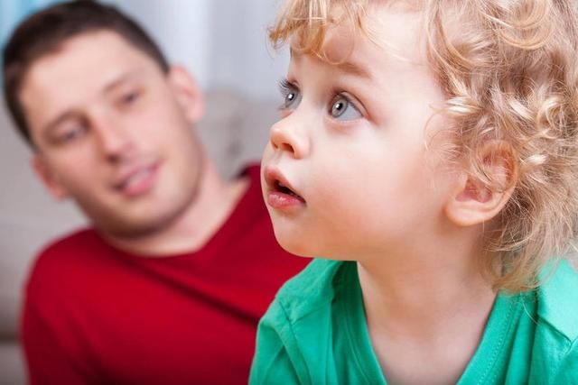 粘人|1岁左右的宝宝有这种表现长大很难有大出息 你家孩子有吗