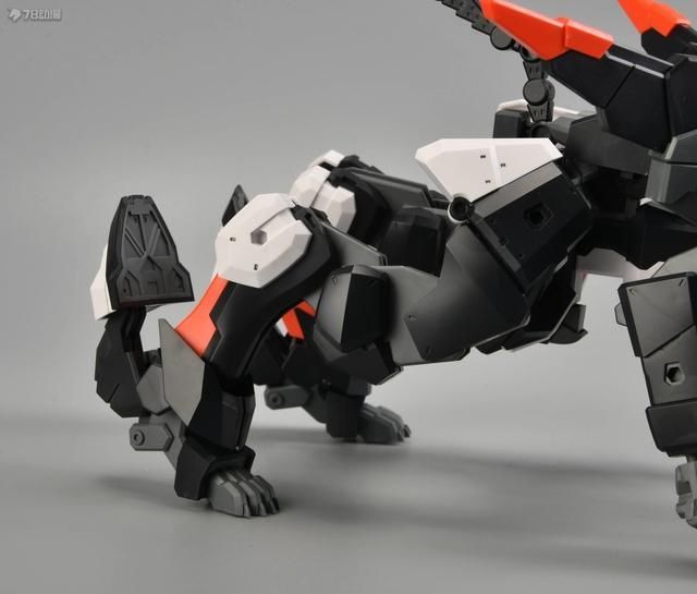整体造型|78官测：橘猫工业 Code Beast 百刃