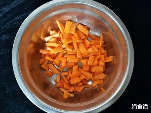 在家这样做火锅最好吃,食材虽多,但值得一学