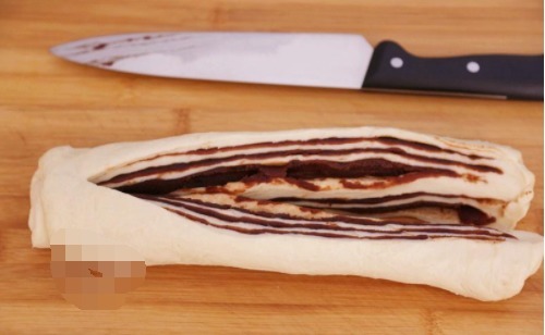 别买了,在家做出又香又软的面包,其实很简单,成本只要几块钱