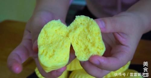 蒸蛋糕，不用打发鸡蛋不用烤箱，随便搅搅面糊，到锅个个蓬松柔软