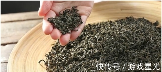 招待客人喝茶时,上这3类茶给客人喝,是会丢人的!不能选错了