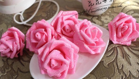 养花就养热情奔放的,头戴“花中皇后”桂冠,花开正红色,美爆了