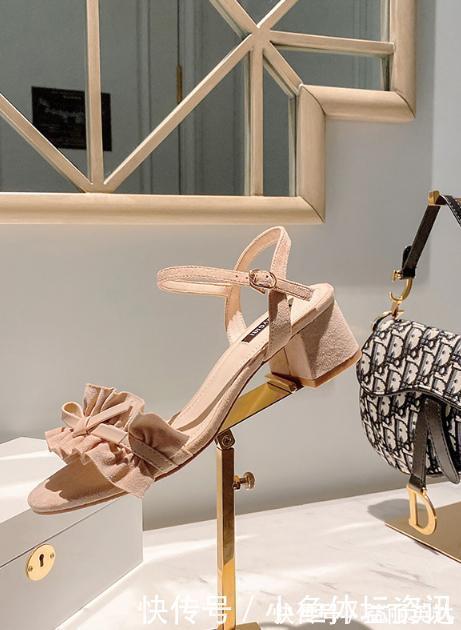 脚感|凉鞋不一定要选细跟的,粗跟不但稳健时尚还在众多细跟中脱颖而出