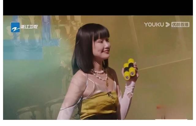 《閃光的樂(lè)隊(duì)》被黃齡的嗓音酥掉了