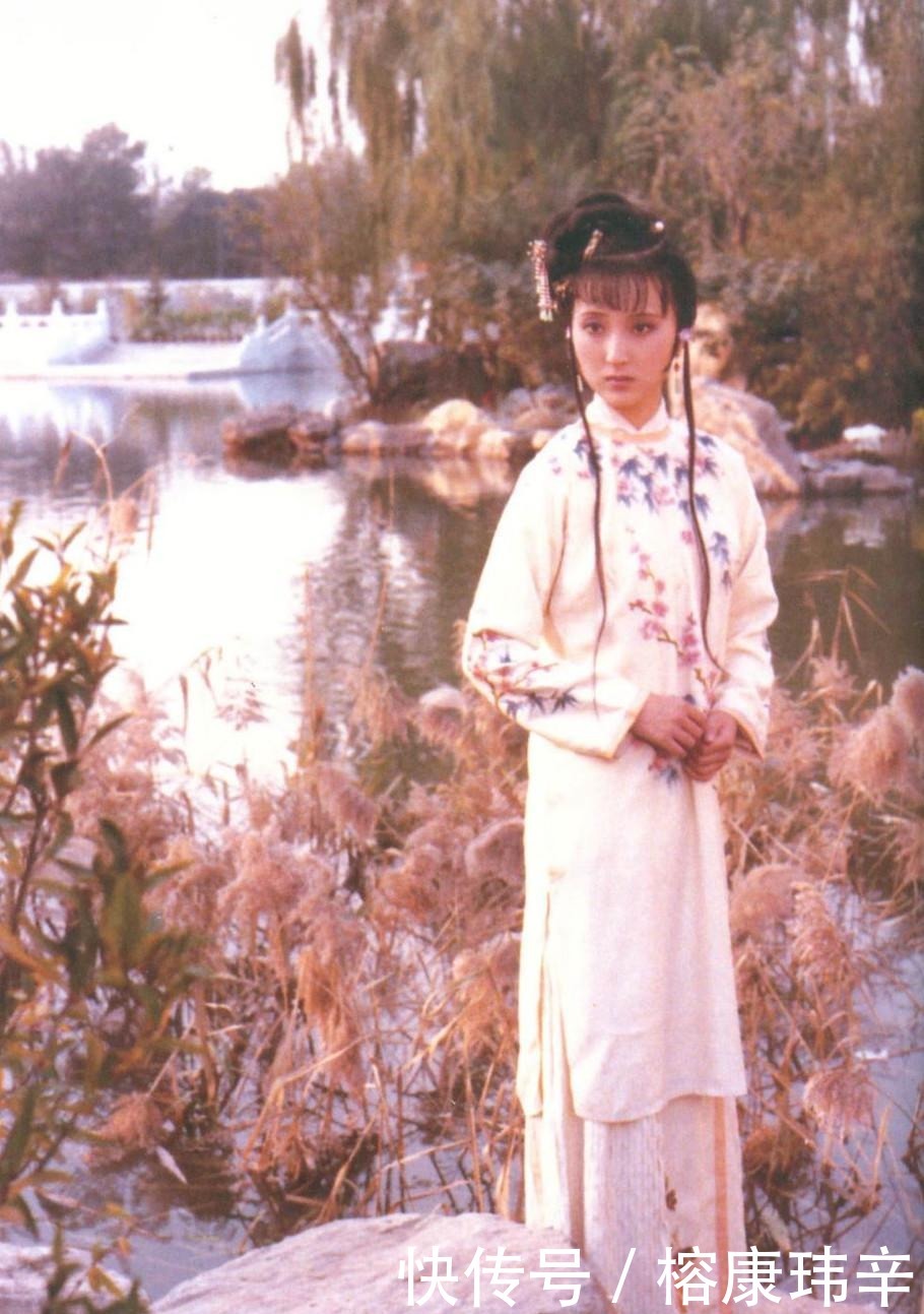 林黛玉在贾府七八年, 那么受宠, 为何唯独探春不记得她的生日