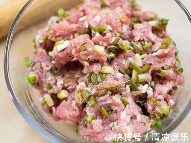 饺子馅中加一勺“它”,锁水提鲜,超级入味,让你瞬间多吃一碗