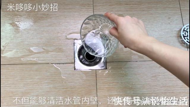 厕所里一定要放一把食盐，一年省下好几百，快提醒家人还不迟