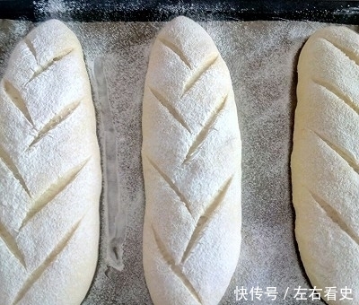 #带着零食去旅行!#波兰种——南瓜芝士包