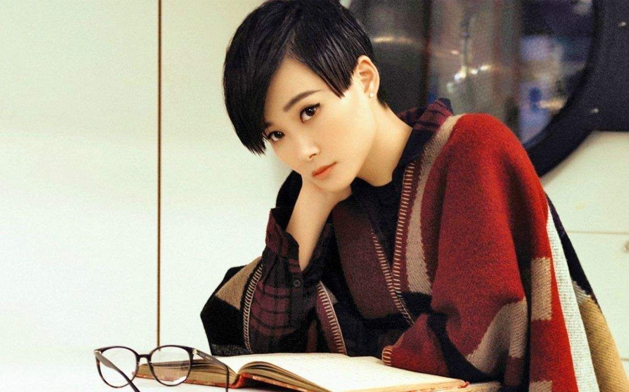 短发|女人过了30岁想剪短发,学学这4位女明星,最少能年轻10多岁