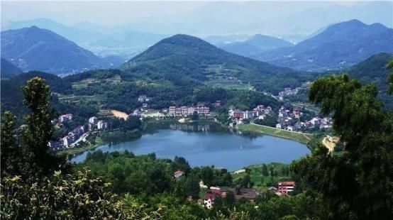 合岭村|拍过《向往的生活》的村落如今怎么样？曾无人问津，如今人来人往