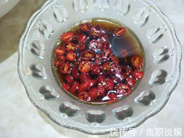 凉拌|夏天吃木耳正当时，教你凉拌木耳的正确做法，木耳好吃无异味