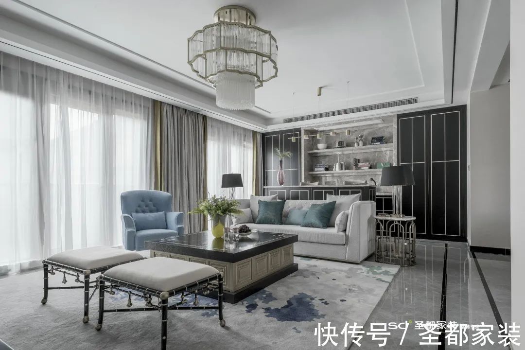 吊顶|既好看又实用的客厅装修全攻略，邻居看了都眼红！