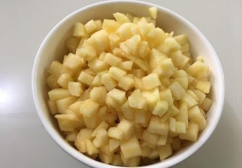 美味|剩下的饺子皮别扔了,简单一做,酥到掉渣,简单营养又美味