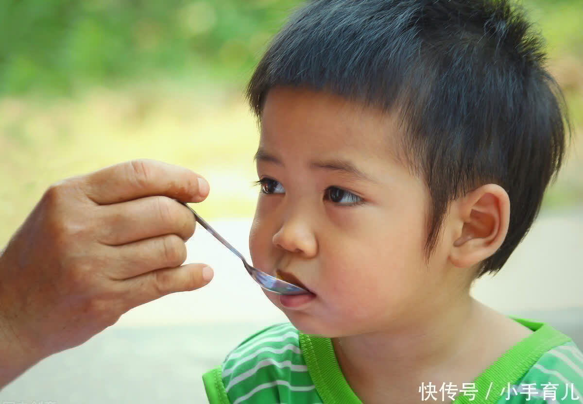 李姐|睡前影响身体“长高”的2件事,家长别让孩子做,妨碍孩子长高个