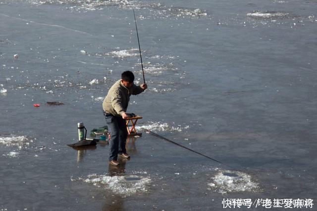 诀窍|冬天钓鱼有什么好用的技巧冬季钓鱼四个好用的四个诀窍