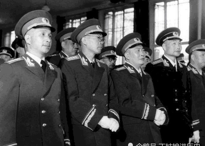 参加|十位大将之中,只有他没有参加授军衔仪式,为什么?