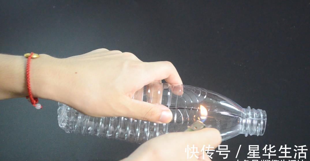 把毛巾塞进矿泉水瓶, 解决了一大堆人出游遇到的难题, 赶紧试一试