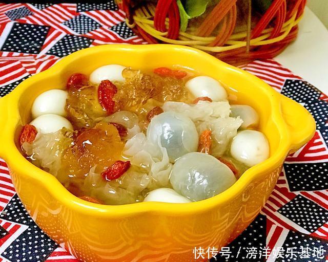 银耳汤|美食推荐豆腐鲜肉饼,鱼香茄子,桃胶银耳汤的做法