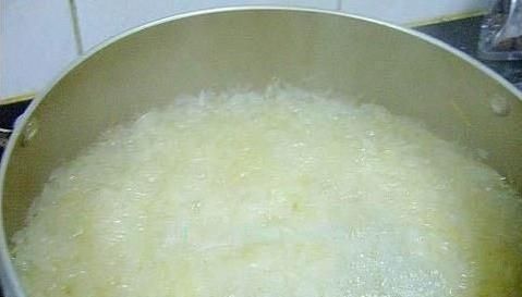 晚上遇冷咳嗽厉害,一碗止咳水,排痰超快,润肺止咳