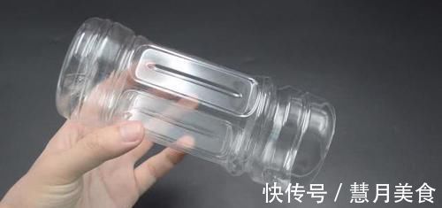 你家有空瓶子吗?放在厨房特别实用,一年能省不少钱,涨知识了