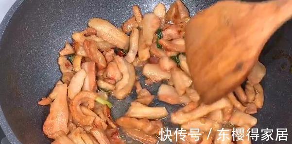瓜果|湿气“最怕”这道菜,隔三差五吃一次,解馋又开胃,好吃不腻!