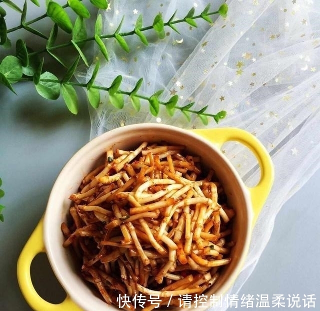 季节替换，这野菜别错过！简单一拌，开胃爽口，清火杀菌轻松入夏