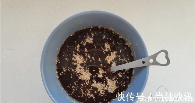 早餐|天冷,45岁老阿姨迷上了这早餐,1周吃3次,别看黑乎乎,特营养